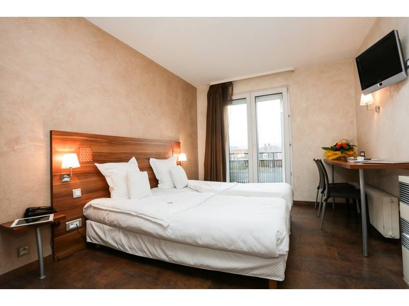 Hotel The Originals Access, Gare 3*